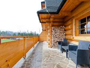 Byt POD JASIENIEM 02