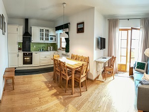 Byt POD JASIENIEM 02